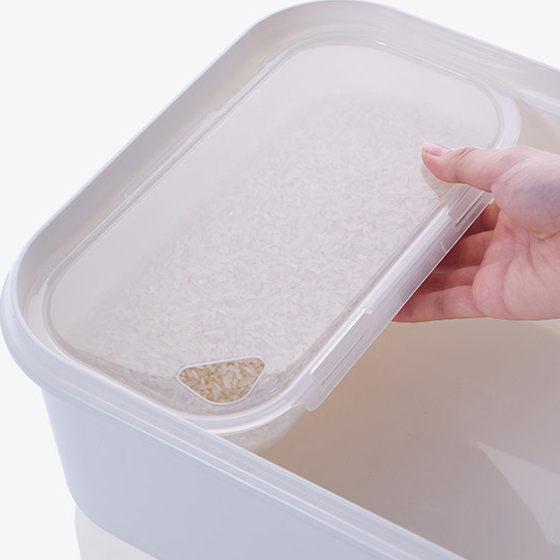 [inomata]翻盖式米桶 带量杯剩米盒 6kg