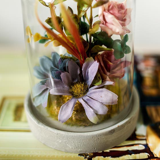 奇居良品 花艺 洛克五色花朵玻璃罩带底座整体花艺