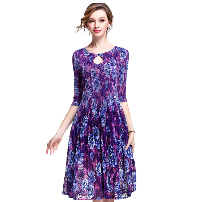 丝朵之丽 一粒扣蕾丝褶皱印花连衣裙·紫色
