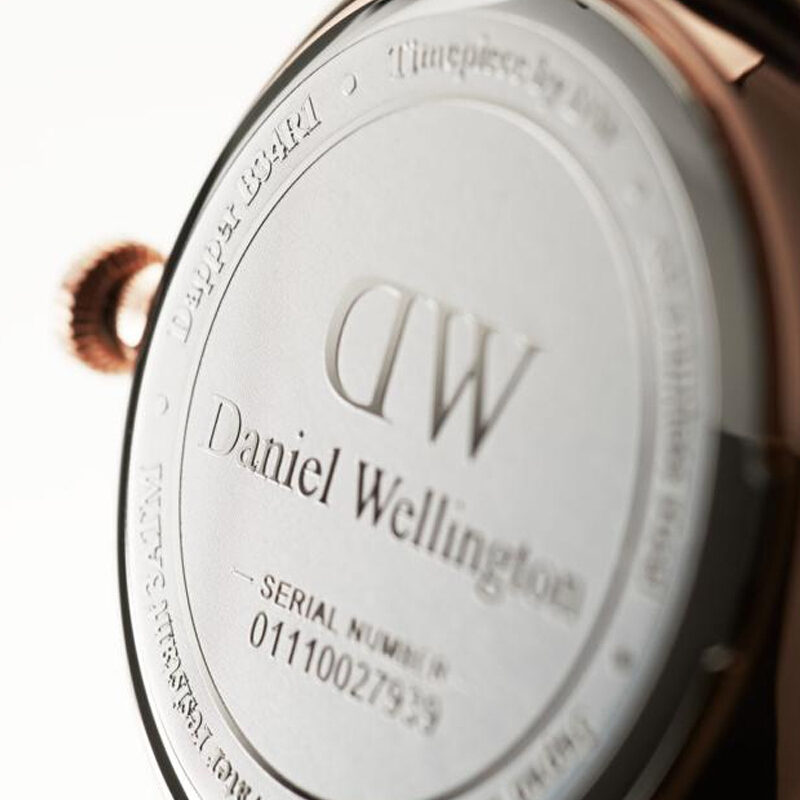 丹尼尔惠灵顿 (DanielWellington )手表DW女表34mm金色边皮带超薄女士石英手表带日历DW00100118