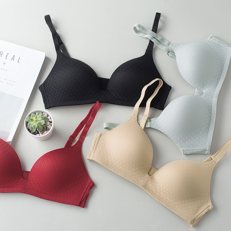 茵曼内衣 舒适无钢圈3/4罩杯聚拢调整型文胸女上薄下厚9872432209